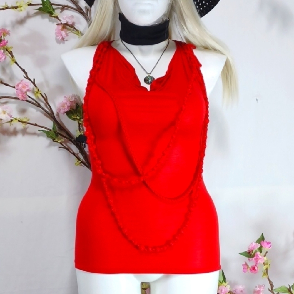 CHARLOTTE RUSSE TOP SIZE SMALL